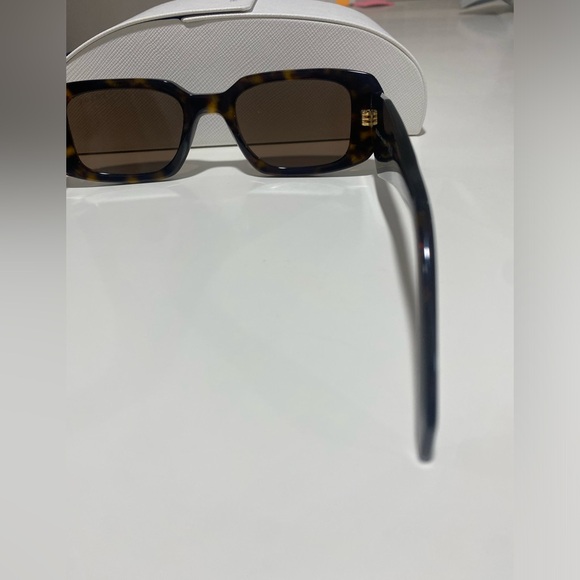 Prada tortoiseshell Scultoreo Narrow Sunglasses in perfect condition! - Picture 6 of 16
